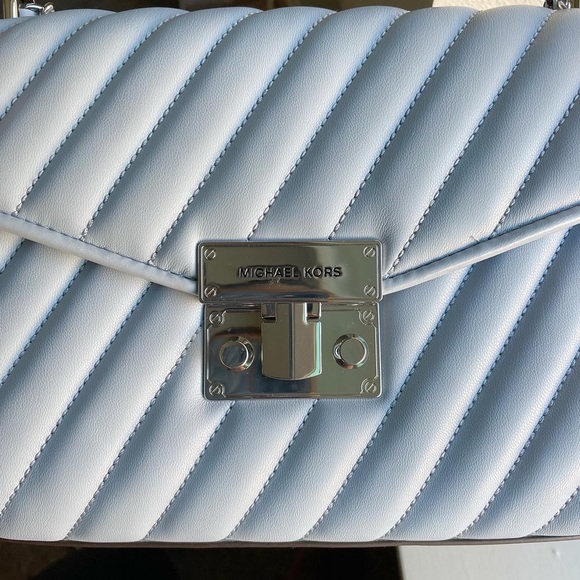 ⚡️SOLD⚡️ Michael Kors Rose Flap Shoulder Bag - Picture 7 of 8